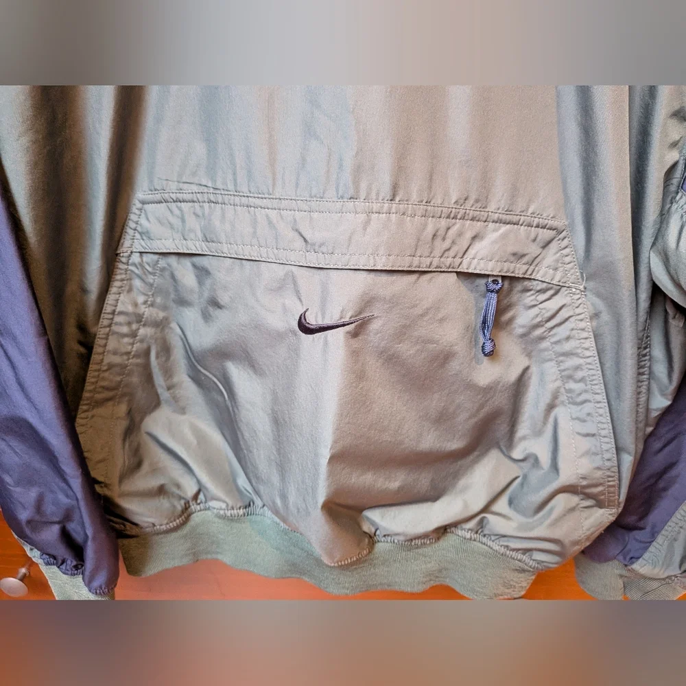 Vintage nike windbreaker Pullover Blue And Green Marsupial Pocket sz M - Picture 4 of 5